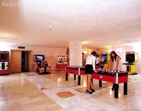 Royal Resort Hotel 33